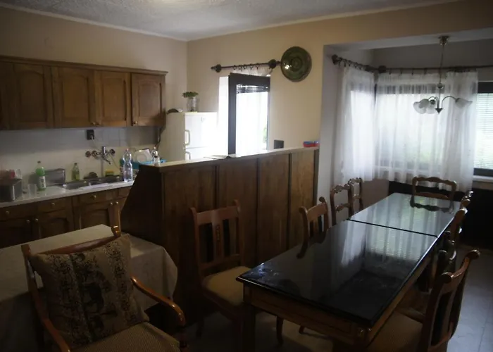 B&B Szuzanna Fenyves Panzio